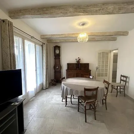 La Bleue Jardin بيت للعطل *
