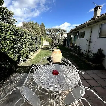 La Bleue Jardin Holiday home Arles
